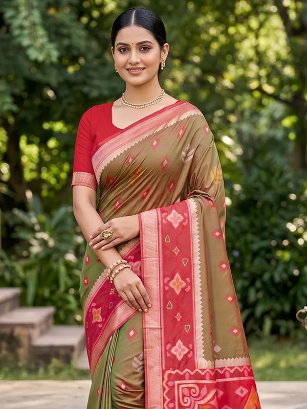 Mehendi_Green_Soft_Silk_Saree_With_Maroon_Designer_Woven_Border_Default_Title