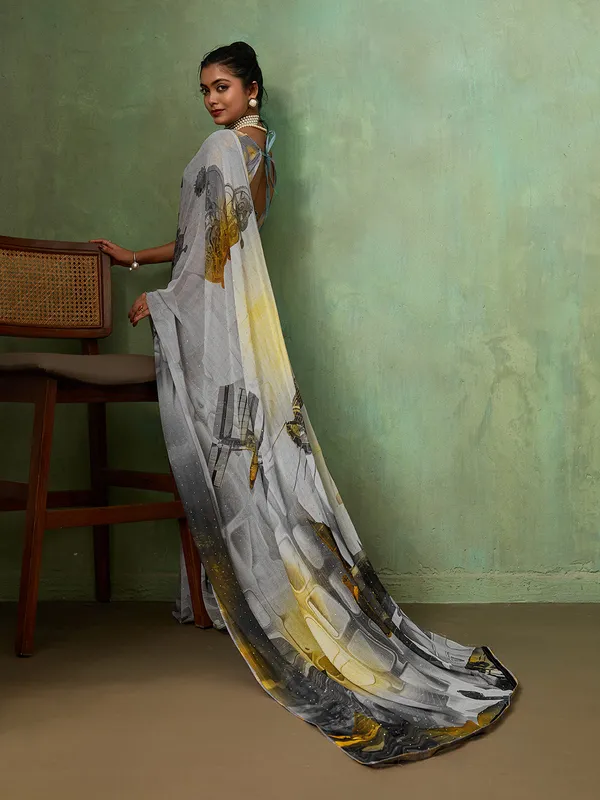 Grey_Georgette_Saree_With_Mustard_Black_Abstract_Border_Default_Title