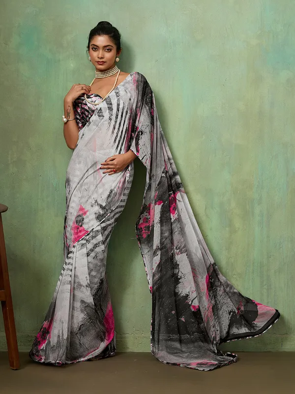 White_Georgette_Saree_With_Black_Pink_Abstract_Border_Default_Title