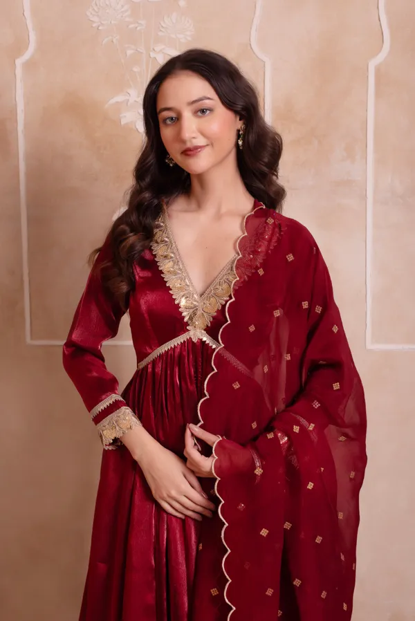Wine_Red_Organza_Anarkali_Suit_With_Scalloped_Border_Dupatta