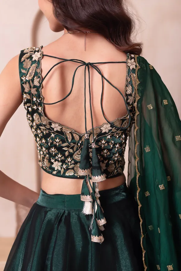 Ethnivo_Emerald_Green_Organza_Party_Wear_Lehenga_Choli_With_Golden_Border
