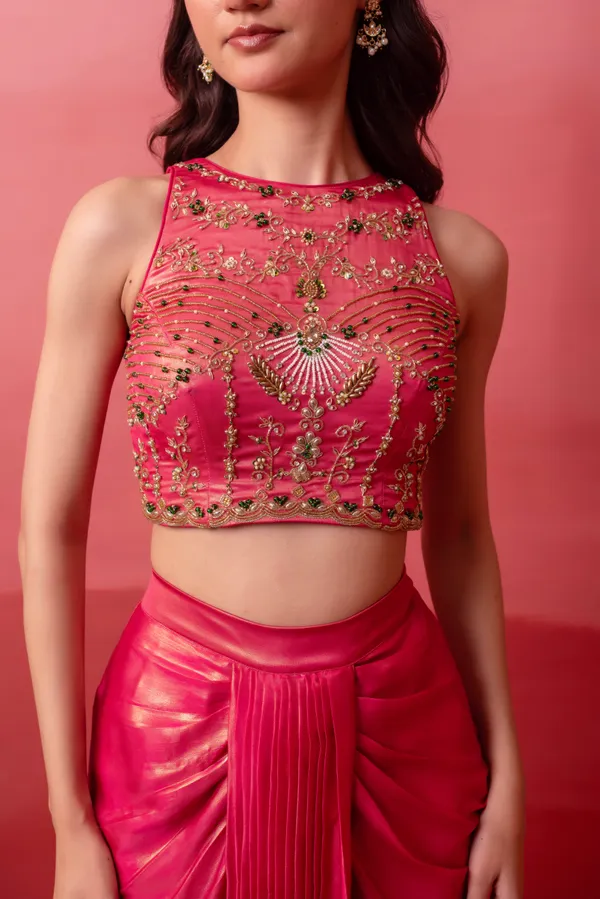 Hot_Pink_Crepe_Indo_Western_With_Scalloped_Embroidered_Border