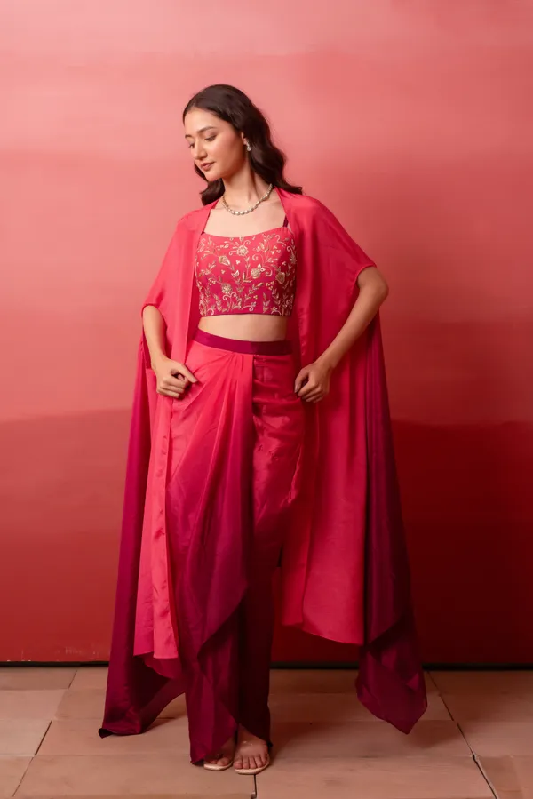 Coral_Pink_Crepe_Indo_Western_With_Floral_Embroidered_Border