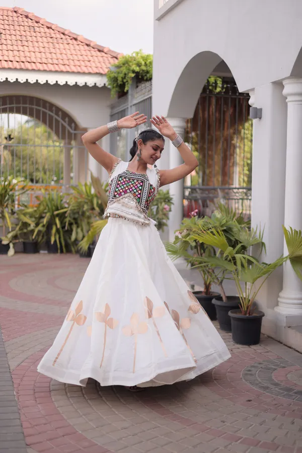 Ethnivo_Ivory_White_Roman_Silk_Lehenga_With_Cream_Floral_Border_Default_Title
