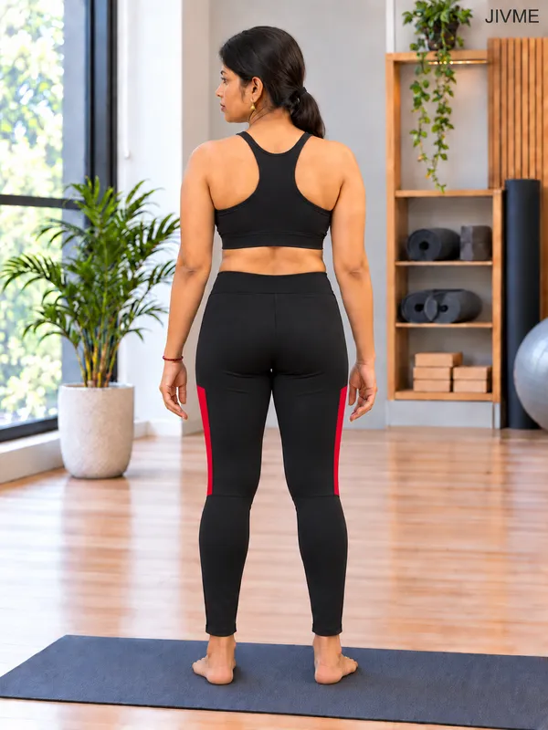 Black_Geometric_Print_Active_Leggings_for_Women