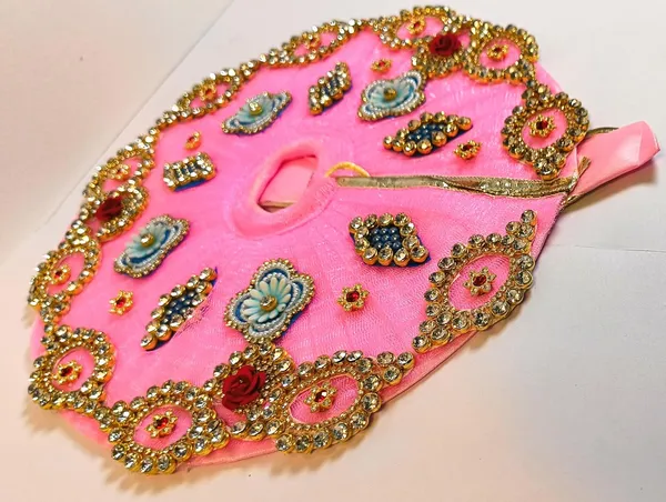 Laddu_Gopal_Satin_Dress_With_Pagdi