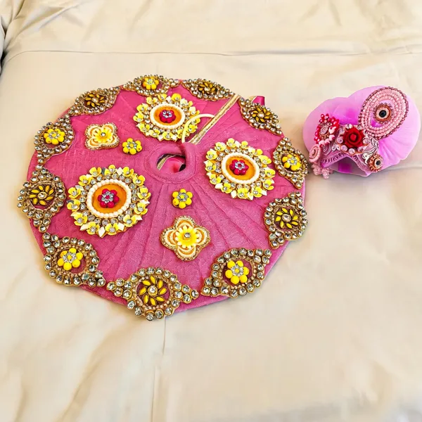 Laddu_Gopal_Satin_Dress_With_Mukut