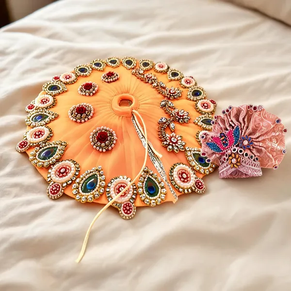 Laddu_Gopal_Satin_Dress_With_Mukut