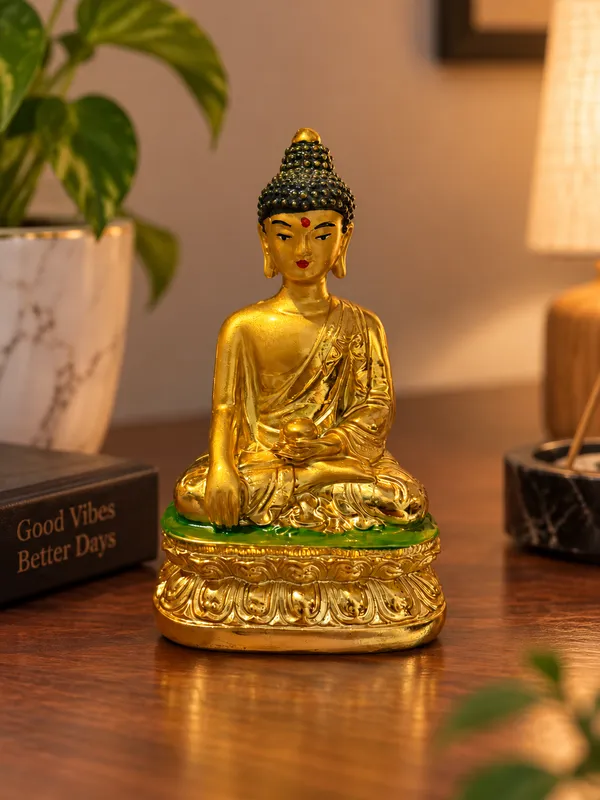 Golden_Buddha_Meditation_Statue_–_Elegant_Decorative_Idol_for_Home_&_Office