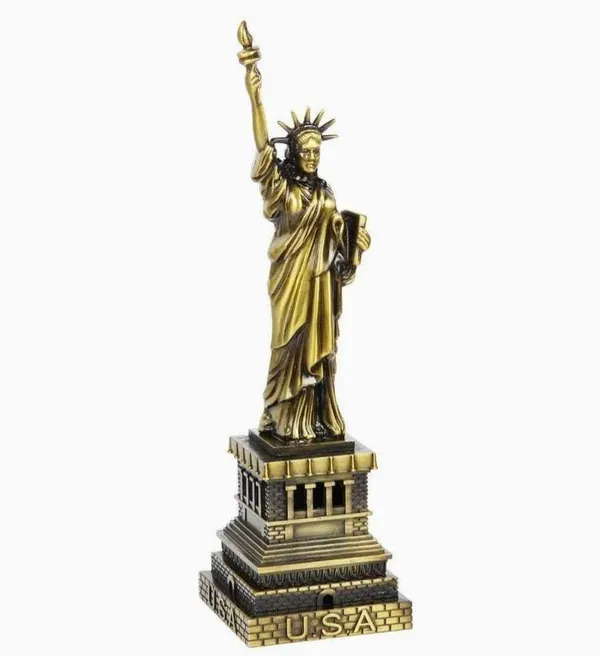 Decorative_Showpiece__-__12_cm_(Metal,_Multicolor)