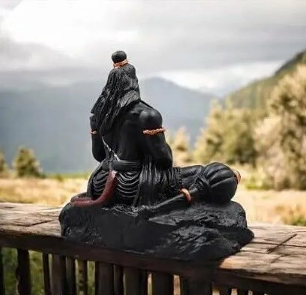 _Hanuman_Ji_Car_Dashboard_Statue_with_Ram_Ji_Heart_Divine_Hanuman_Decorative_Showpiece__-__12_cm_(Polyresin,_Black)