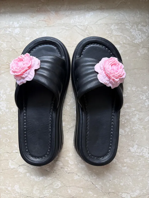Black_Eva_Floral_Embellished_Platform_Slide_Sandals_For_Women