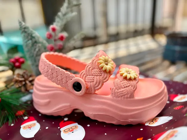 Peach_Eva_Floral_Strap_Platform_Sandals_For_Women
