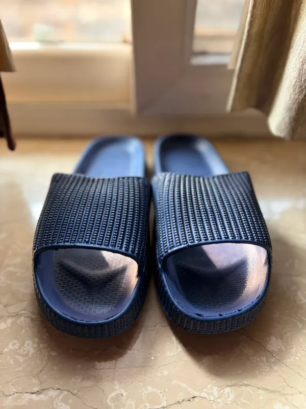 Navy_Slip-On_Slides_for_Men