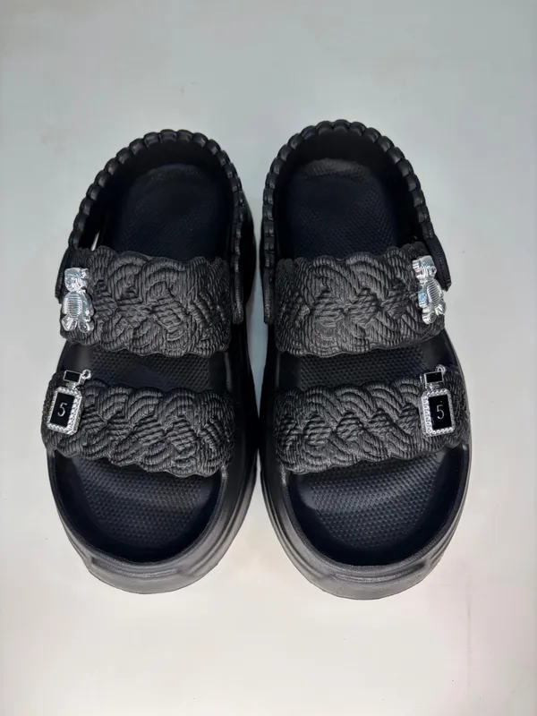 Black_Eva_Textured_Dual_Strap_Platform_Sandals_For_Women
