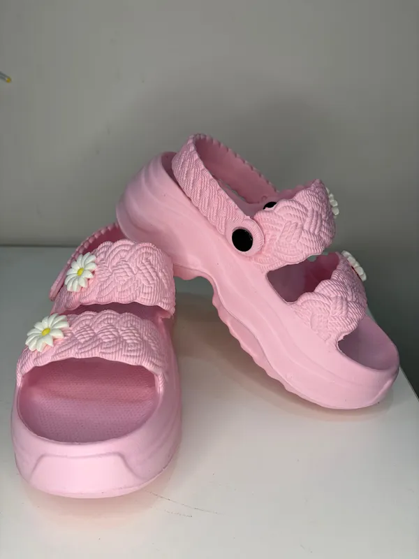 Baby_Pink_Eva_Daisy_Strap_Slip_On_Sandals_For_Girls