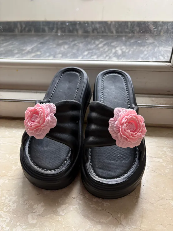 Black_Eva_Floral_Embellished_Platform_Slide_Sandals_For_Women