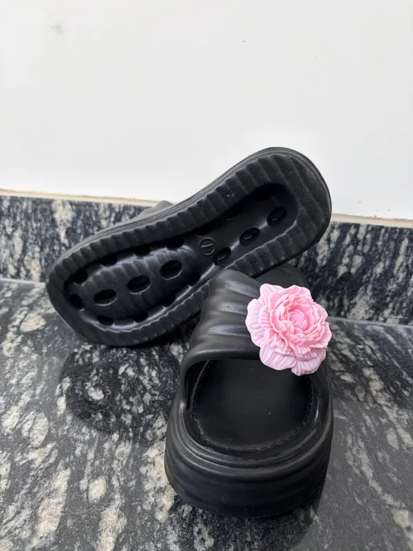 Black_Eva_Floral_Embellished_Platform_Slide_Sandals_For_Women