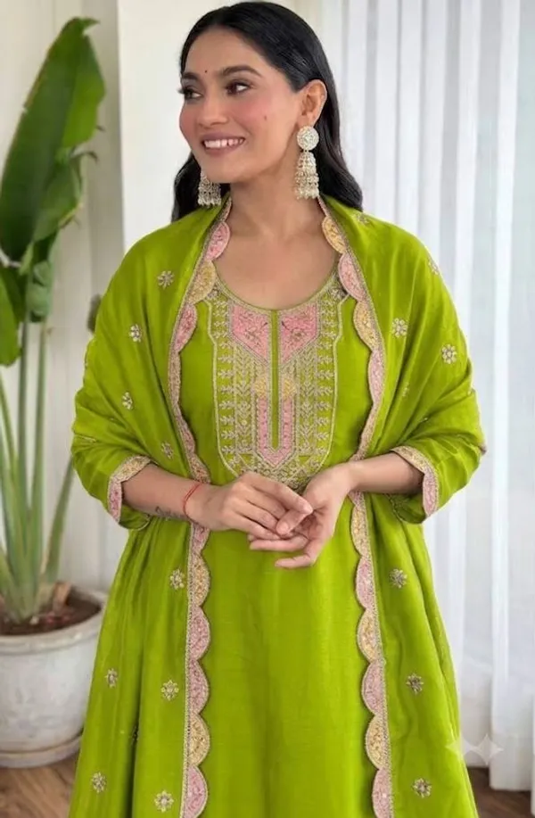 Green_Embroidered_Straight_Kurta_Set_for_Women