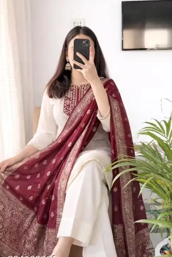 Maroon_Rayon_Slub_Straight_Printed_Kurta_Set_For_Women