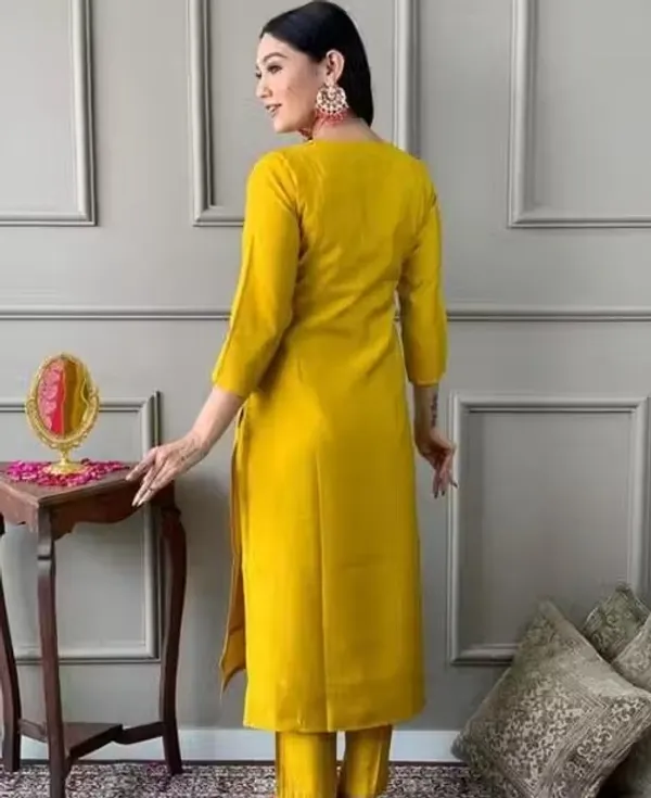Yellow_Straight_Kurta_Set_With_Red_Dupatta_For_Women