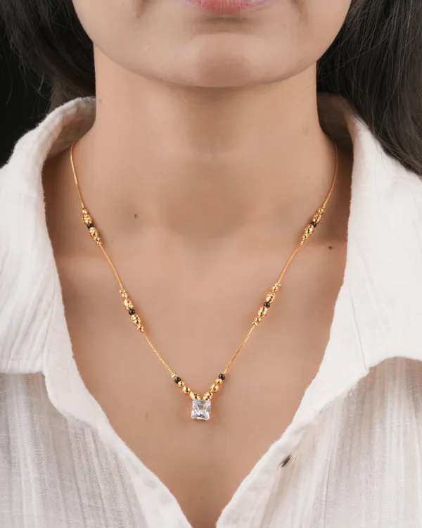 Gold_Tone_Beaded_Pendant_Necklace_for_Women
