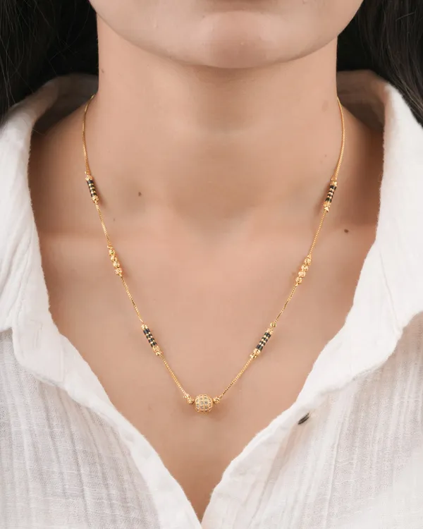 Gold-Tone_Beaded_Pendant_Necklace_for_Women