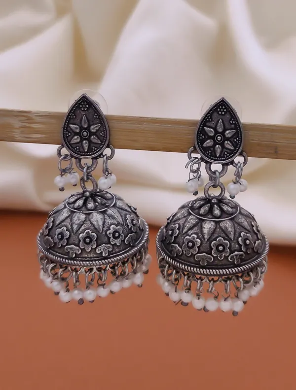 Silver_Oxidized_Floral_Jhumka_Earrings_for_Women