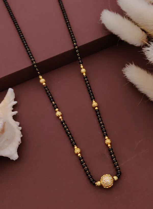 Black_Beaded_Gold_Tone_Mangalsutra_Necklace_for_Women