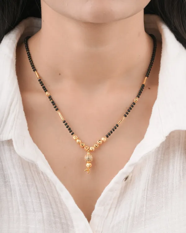 Black_Beaded_Gold_Tone_Mangalsutra_Necklace_for_Women