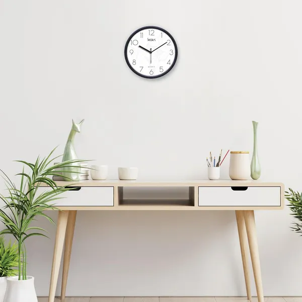 Plastic_Glass_Vintage_Round_Analog_Black_White_Wall_Clock