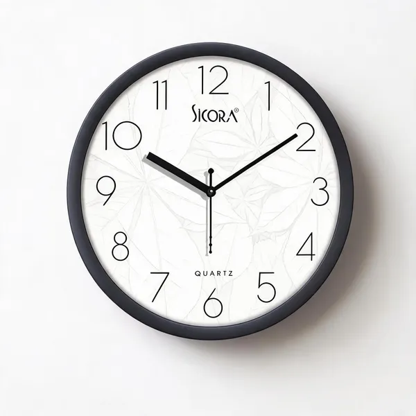 Plastic_Glass_Vintage_Round_Analog_Black_White_Wall_Clock_And_Multicolour_Wall_Clock