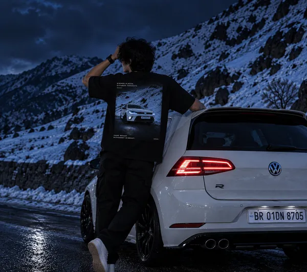 Black_Cotton_Oversized_Volkswagen_Alpine_Drive_T-Shirt_For_Unisex