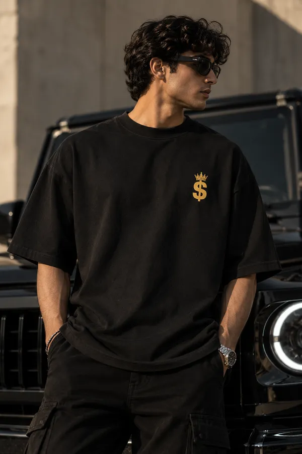 Black_Cotton_Oversized_Richest_Luxury_Graphic_T-Shirt_For_Unisex