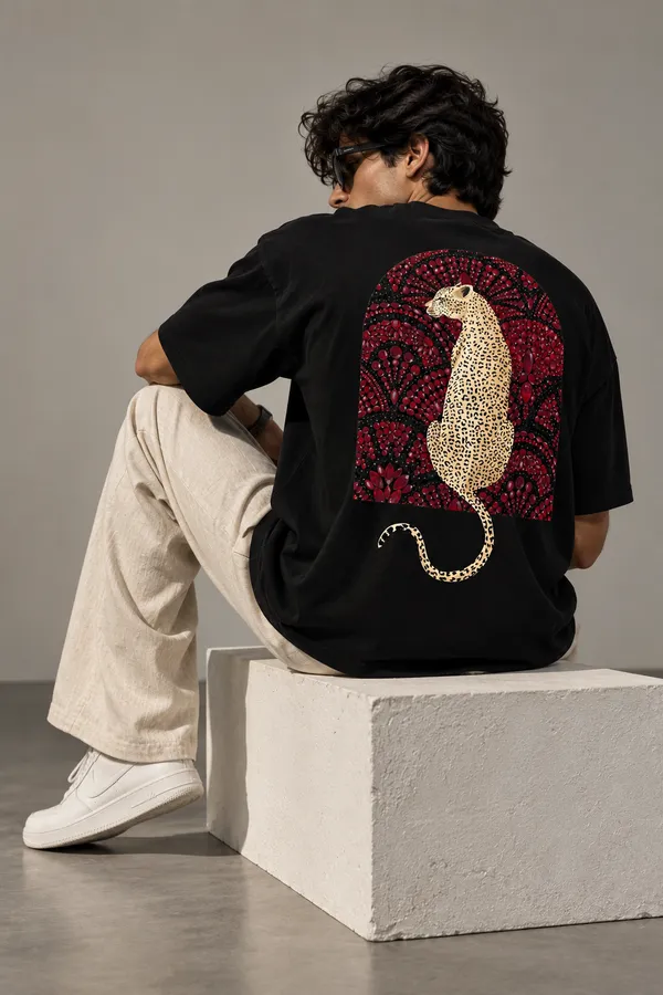 Black_Cotton_Oversized_Leopard_Graphic_T-Shirt_For_Unisex