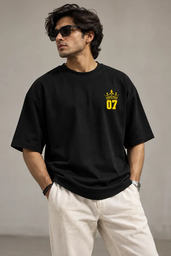 Black_Cotton_Oversized_Dhoni_Crown_07_Graphic_T-Shirt_For_Unisex