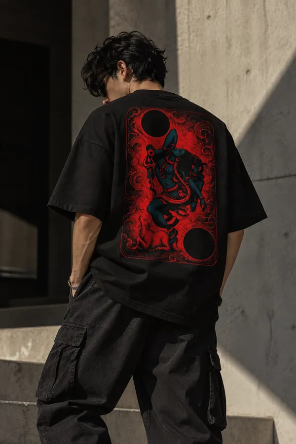 Black_Cotton_Oversized_Eclipse_Graphic_T-Shirt_For_Unisex