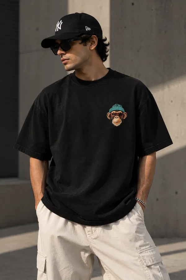 Black_Cotton_Oversized_Chill_Bro_Graphic_T-Shirt_For_Unisex