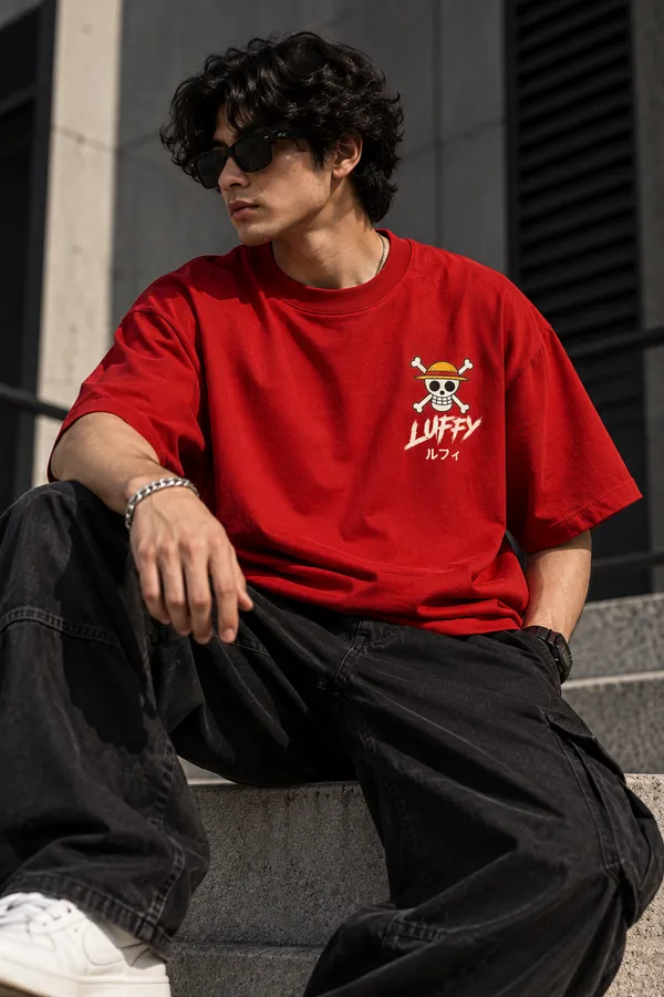 Red_Cotton_Oversized_Luffy_Anime_Graphic_T-Shirt_For_Unisex