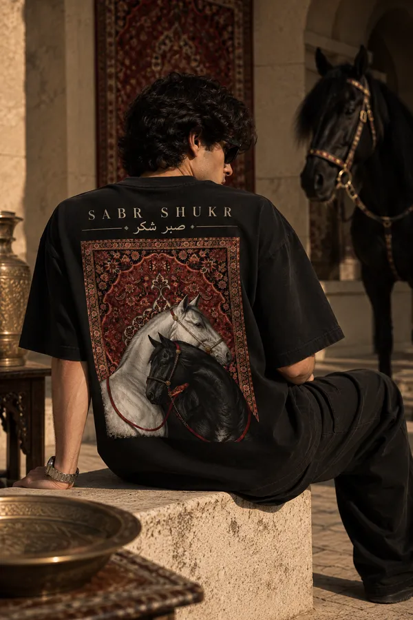Black_Cotton_Oversized_Sabr_Shukr_Arabic_Graphic_T-Shirt_For_Unisex