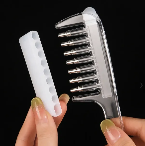 Transparent_Oil_Applicator_Scalp_Massage_Comb
