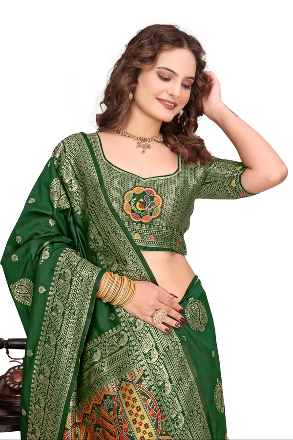 Bottle_Green_Banarasi_Silk_Saree_With_Golden_Zari_Work_Kb_Star_Default_Title