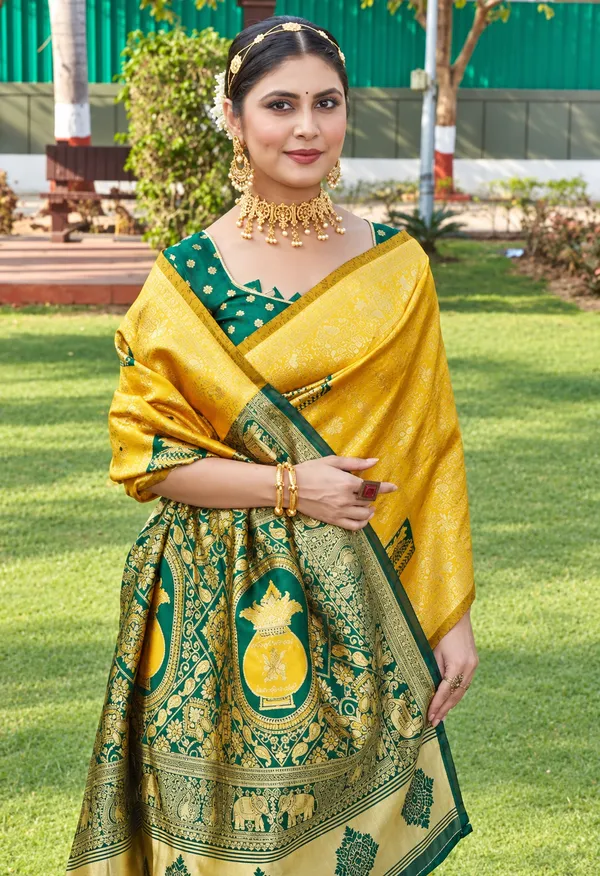Yellow_Banarasi_Silk_Woven_Saree_For_Women