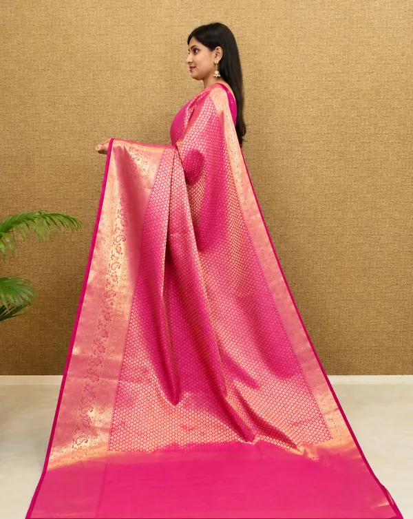 Pink_Banarasi_Silk_Woven_Ethnic_Saree_For_Women