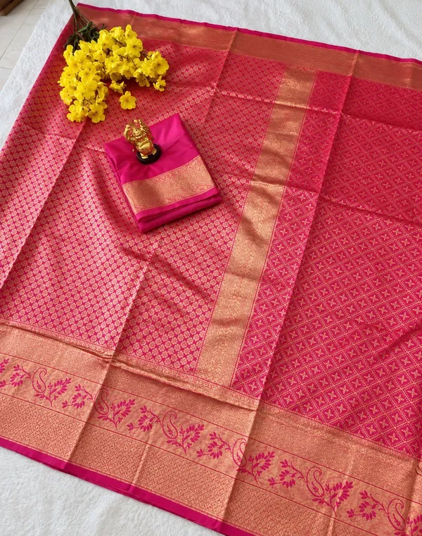 Pink_Banarasi_Silk_Woven_Ethnic_Saree_For_Women