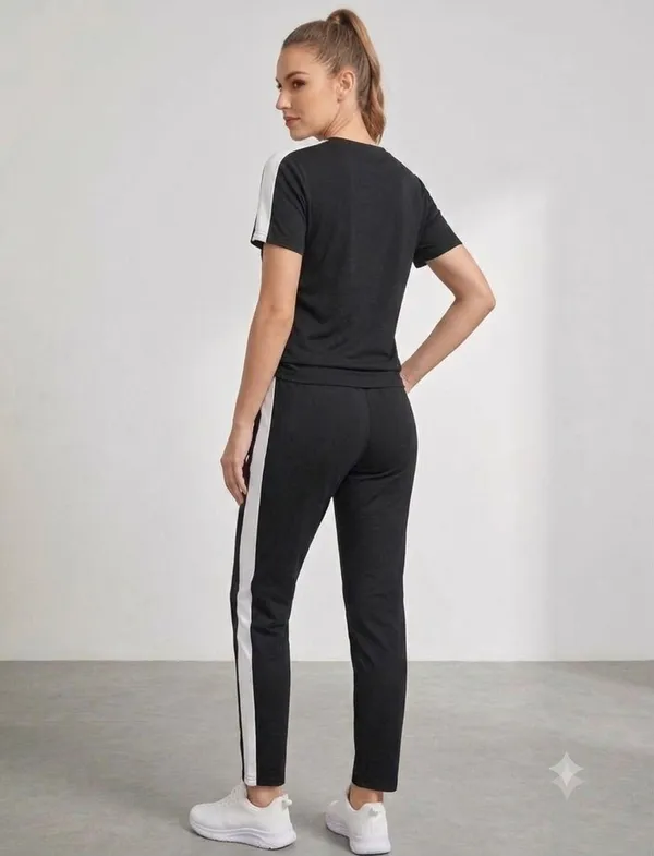 WMN'S_BLACK_SINGAL_SIDE_STRIP_TRACKSUIT