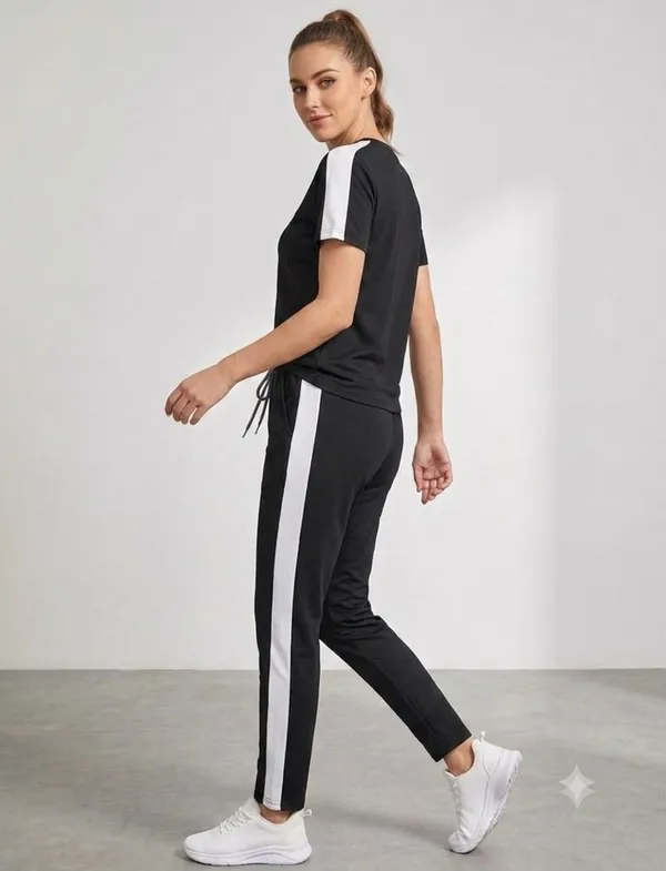 WMN'S_BLACK_SINGAL_SIDE_STRIP_TRACKSUIT