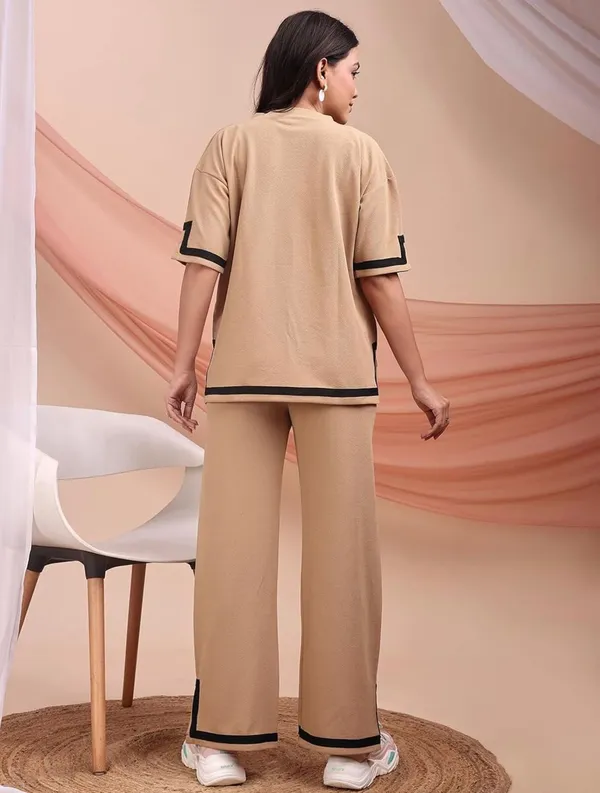 01_WMN'S_CREAM_CORD_SET