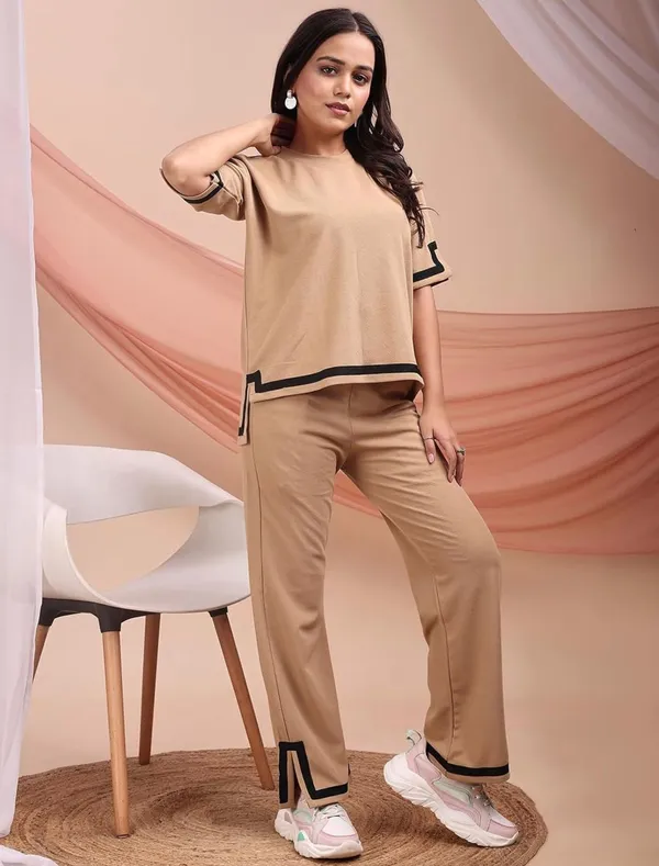 01_WMN'S_CREAM_CORD_SET