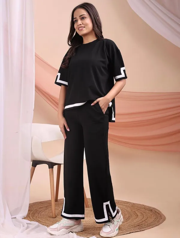 01_WMN'S_BLACK_CORD_SET